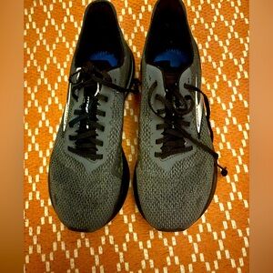 Brooks black Running Shoes